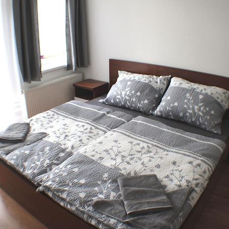 Liptovský Mikuláš Apartman Kubo מראה חיצוני תמונה