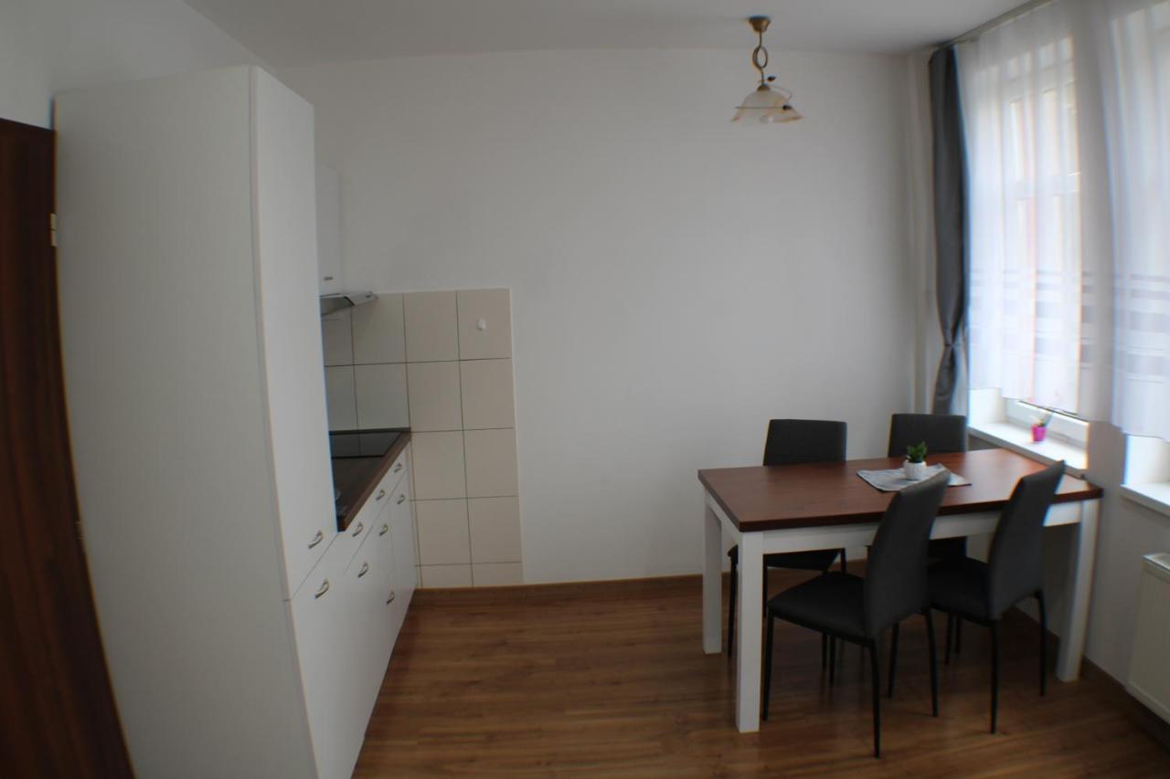 Liptovský Mikuláš Apartman Kubo מראה חיצוני תמונה