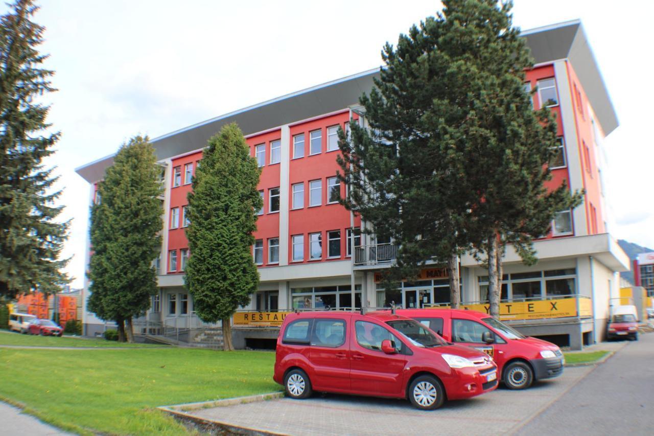 Liptovský Mikuláš Apartman Kubo מראה חיצוני תמונה